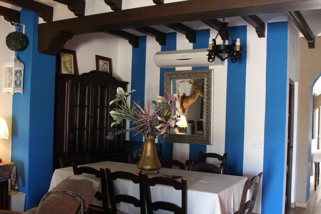 Casa Rural El Sombrero เอลโรซิโอ ภายนอก รูปภาพ