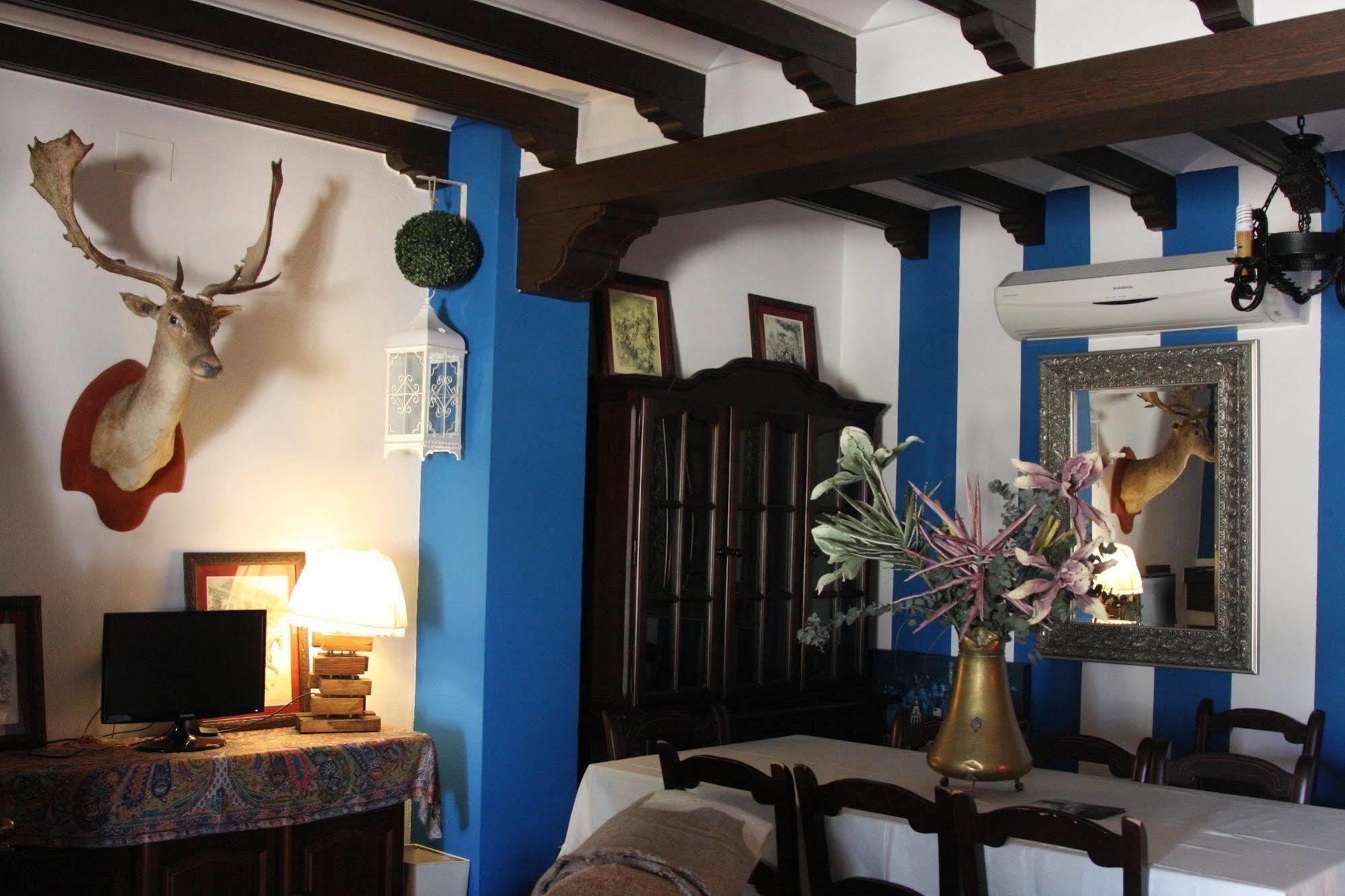 Casa Rural El Sombrero เอลโรซิโอ ภายนอก รูปภาพ